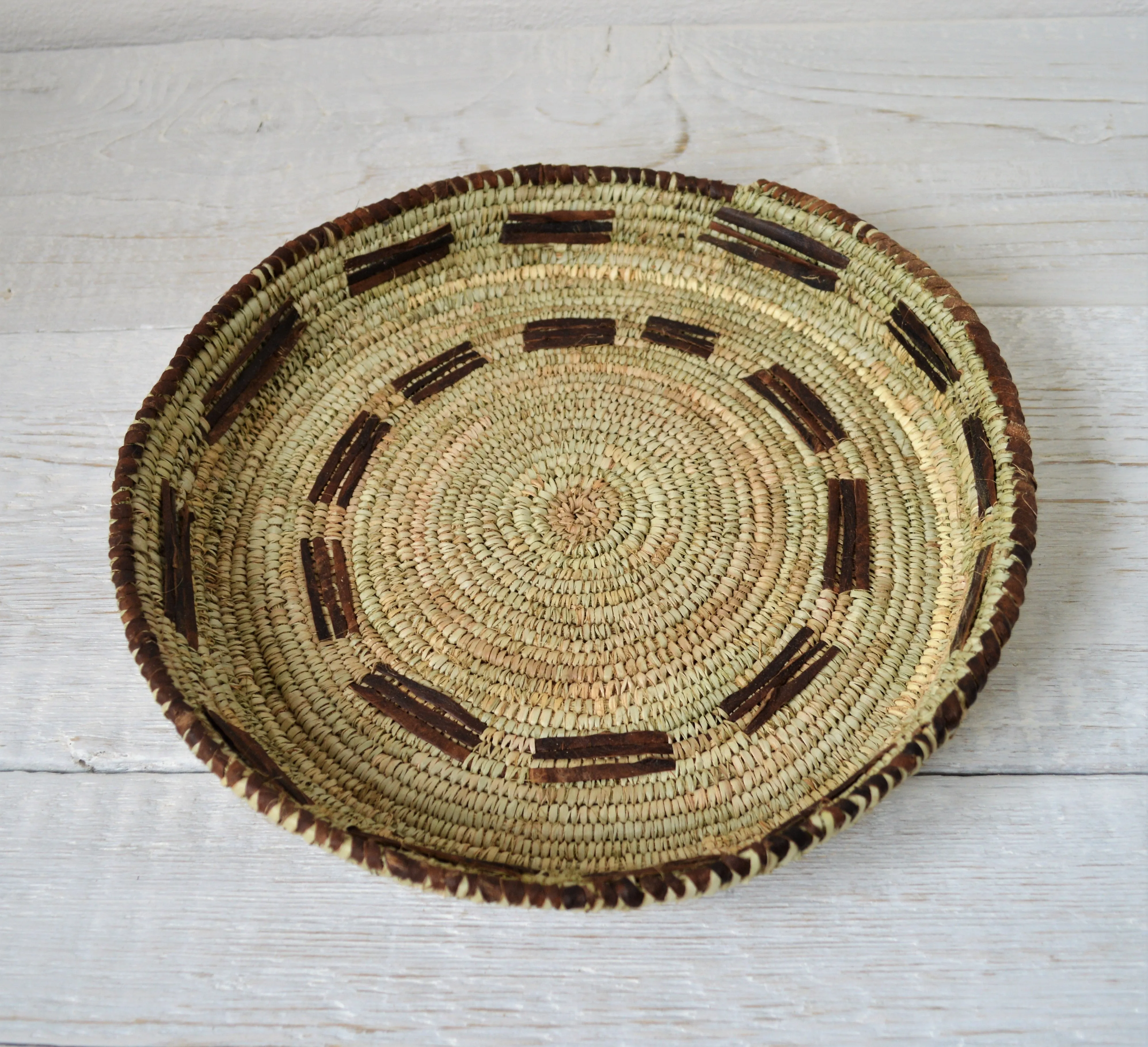 Handwoven Decor Plate, Tribal palm leaves and straw basket