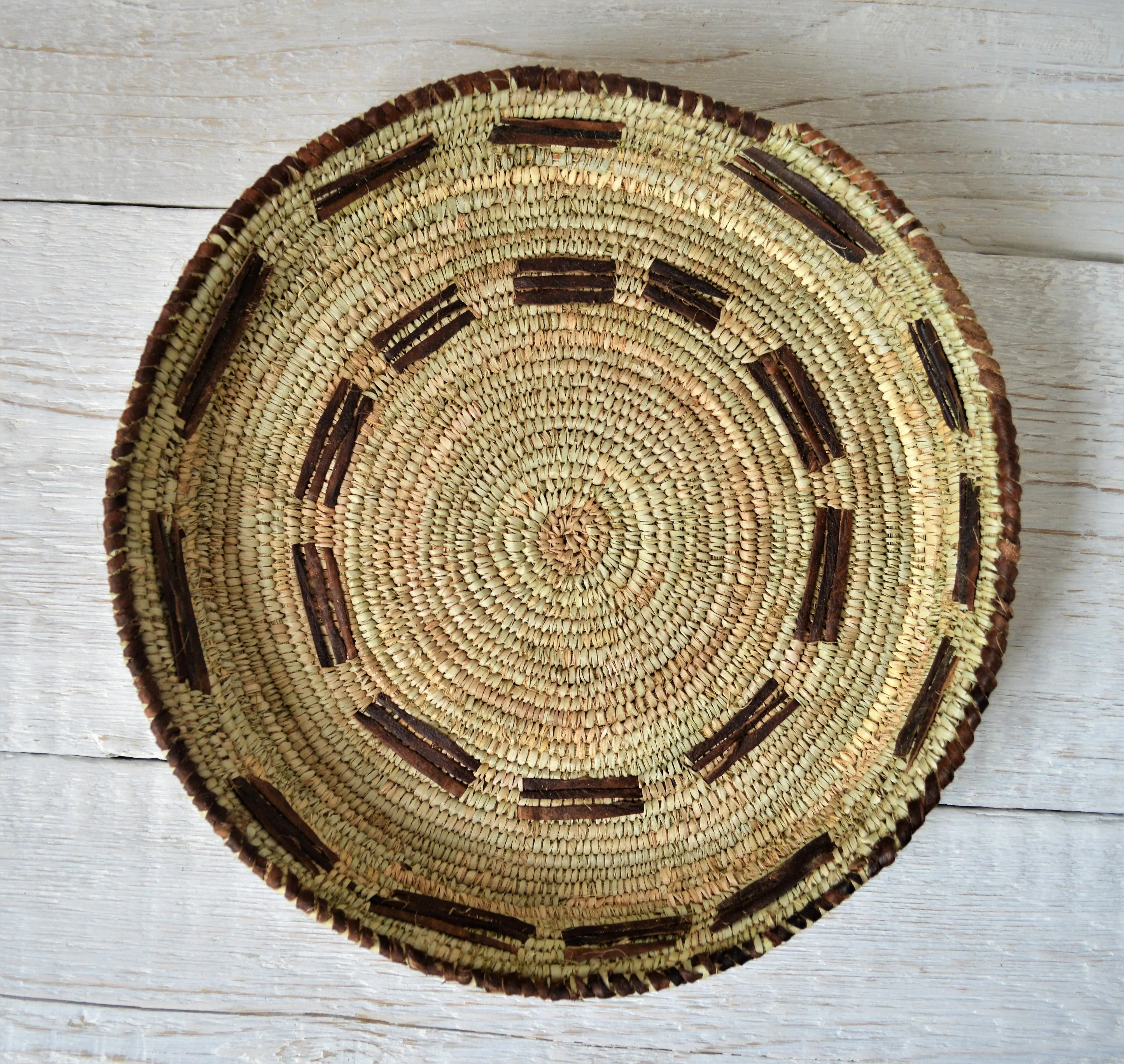 Handwoven Decor Plate, Tribal palm leaves and straw basket