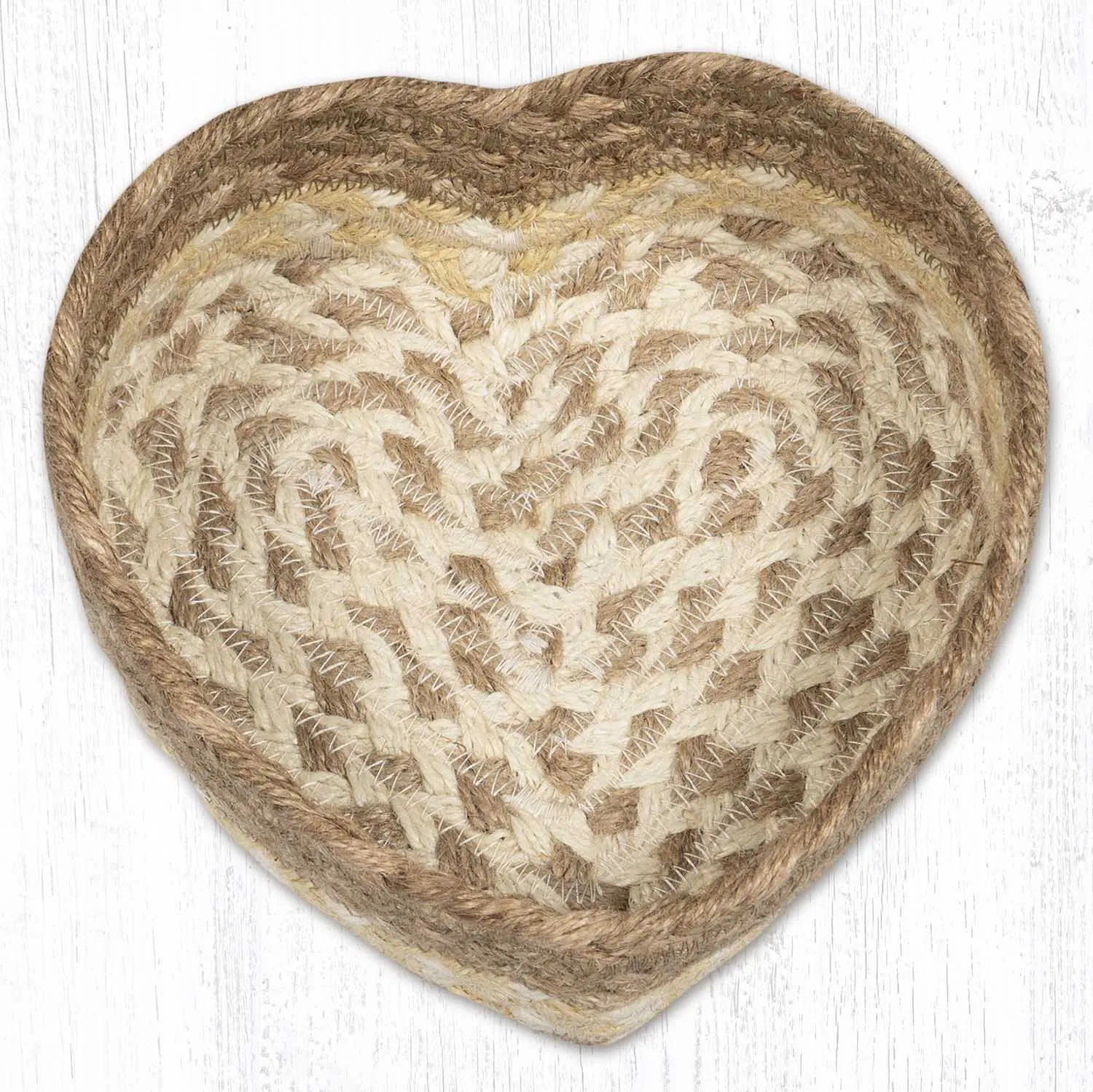 HB-776 Natural Heart Shaped Basket