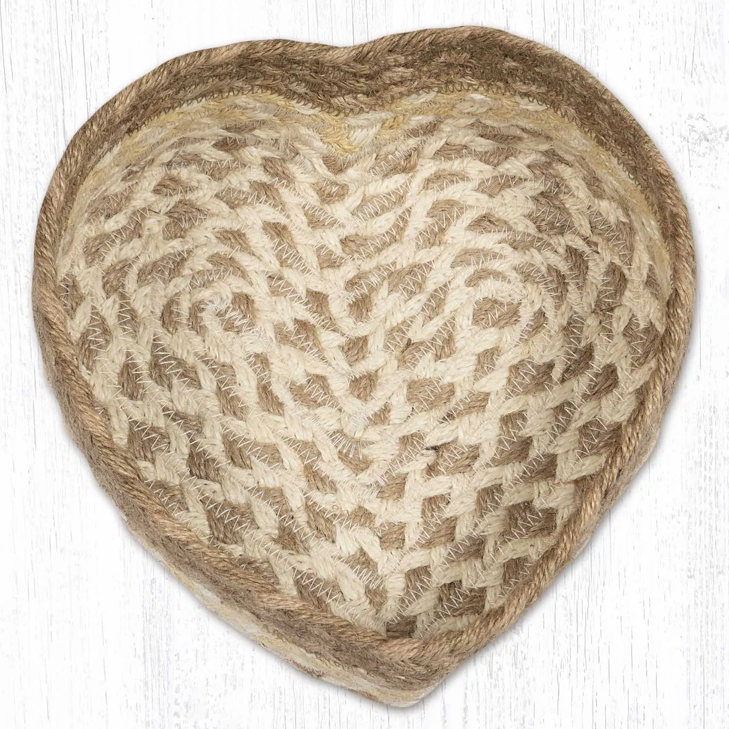 HB-776 Natural Heart Shaped Basket