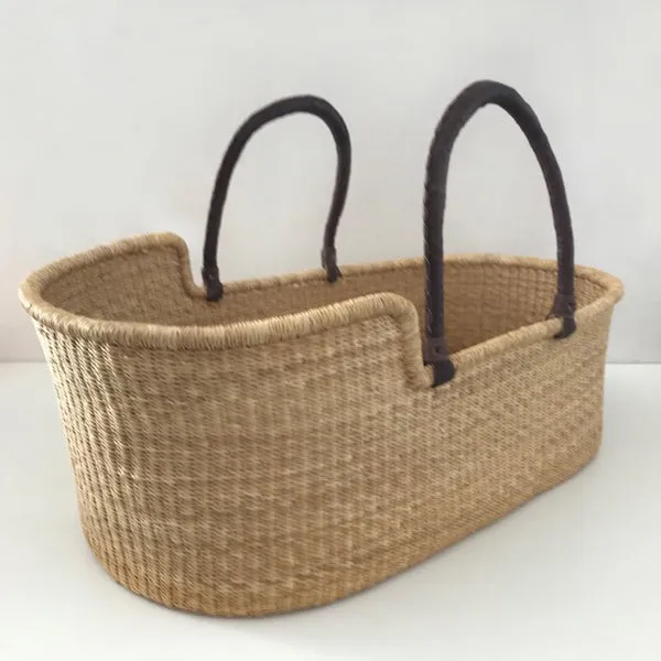 Natural Moses Basket – Brown Handles