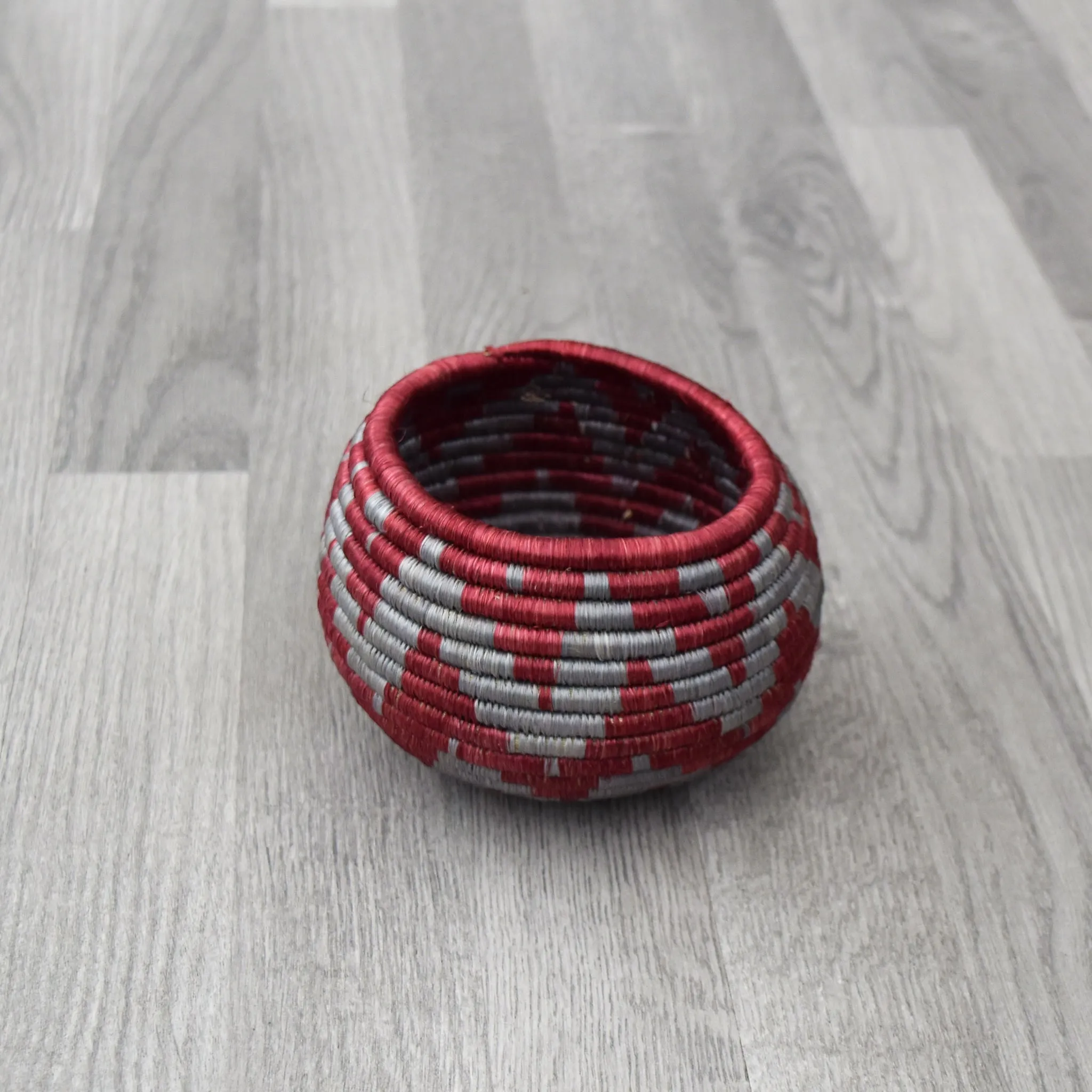 Rwandan Pot Basket - P1